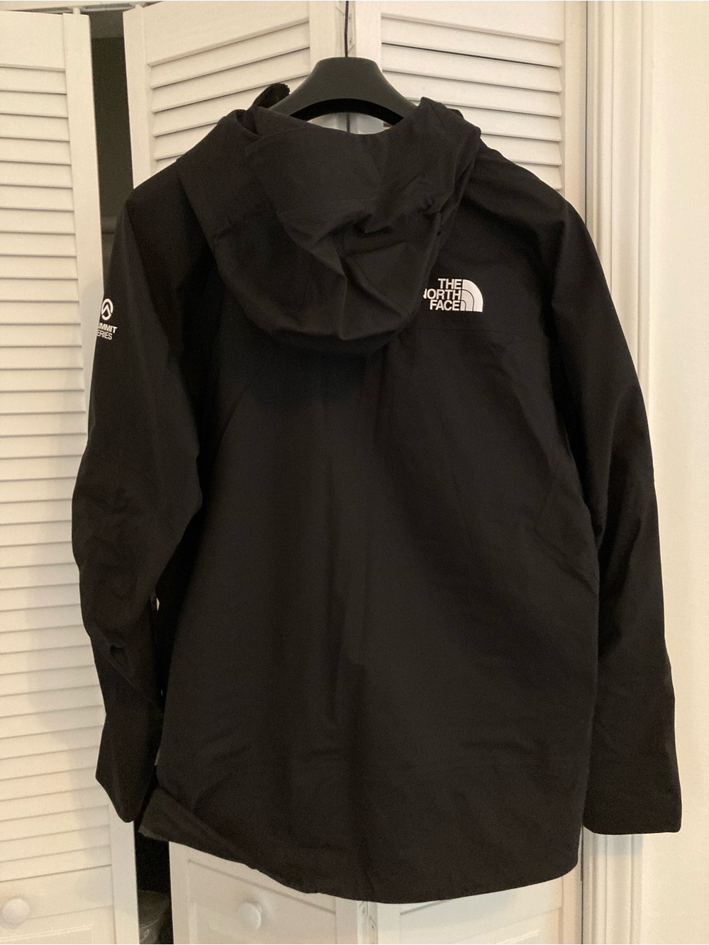 The North Face Men’s Black Waterproof Hooded L5 Jacket/Raincoat - Picture 4 of 5